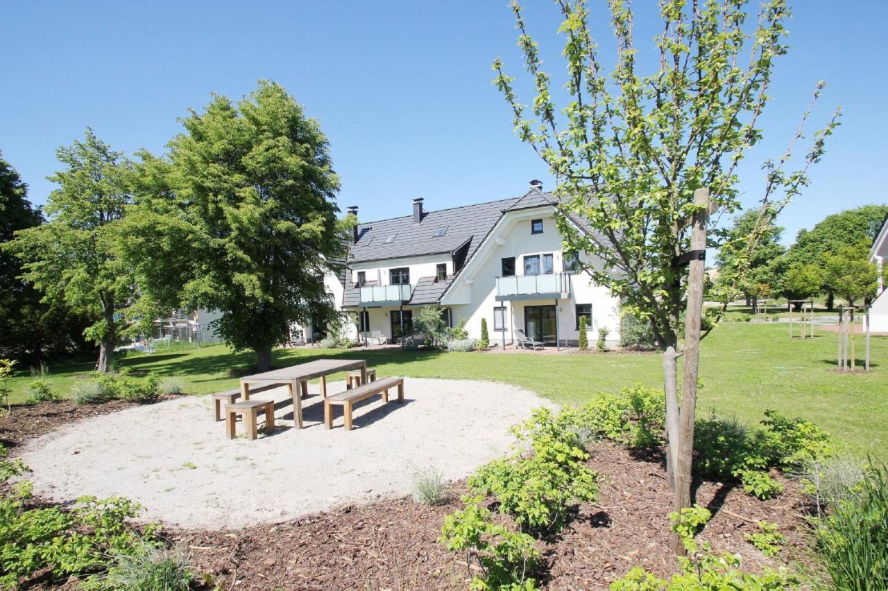 Strandnahe Fewo Mit Balkon, Gratis Nutzung Vom Ahoi Erlebnisbad Und Sauna In Sellin - Rex Rugia Fewo 13-5 Lobbe Exterior foto