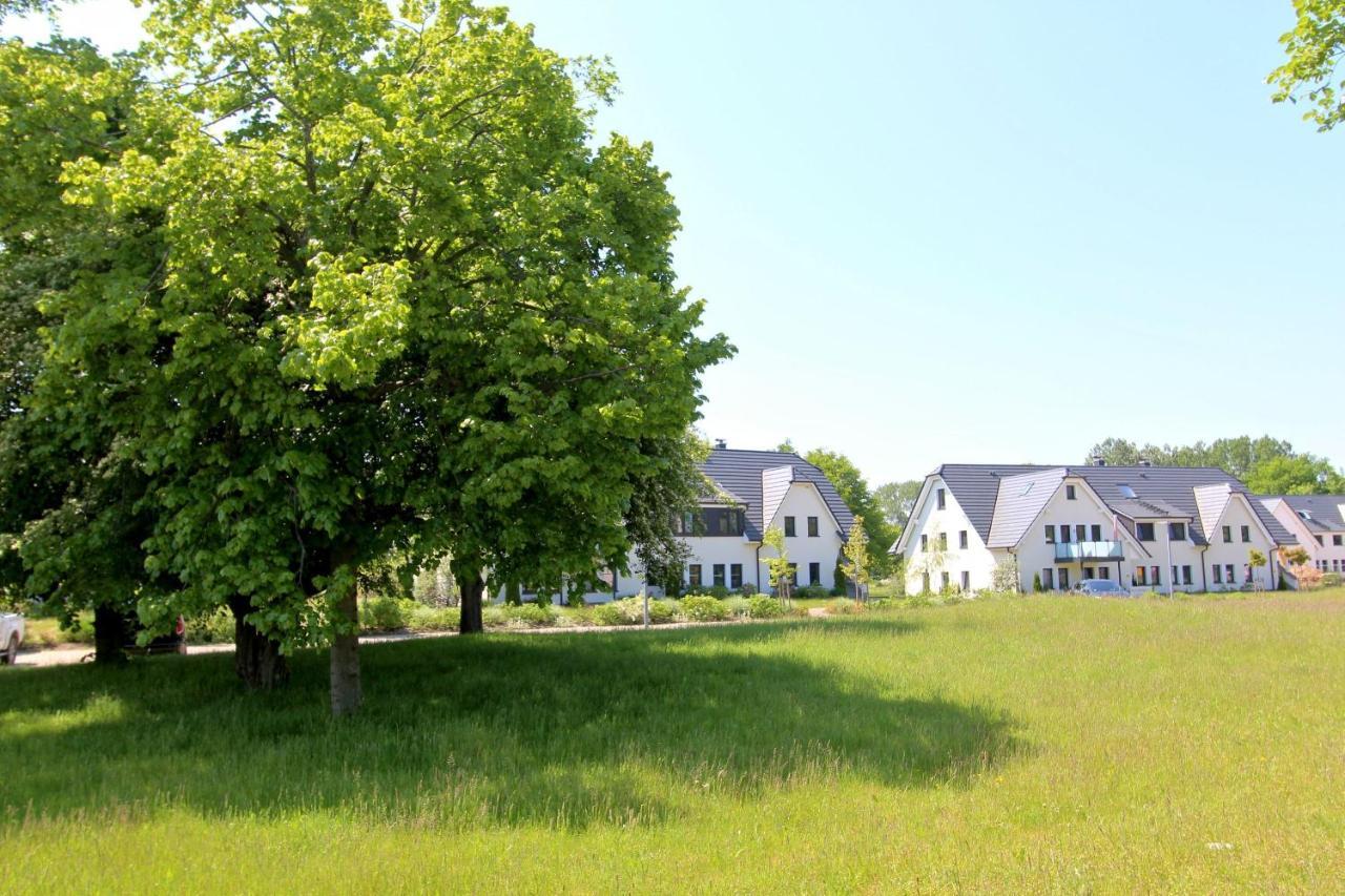 Strandnahe Fewo Mit Balkon, Gratis Nutzung Vom Ahoi Erlebnisbad Und Sauna In Sellin - Rex Rugia Fewo 13-5 Lobbe Exterior foto