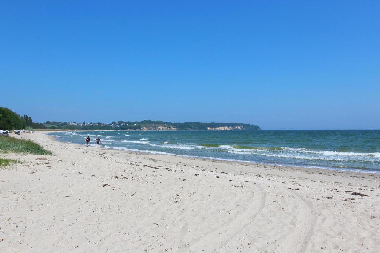 Strandnahe Fewo Mit Balkon, Gratis Nutzung Vom Ahoi Erlebnisbad Und Sauna In Sellin - Rex Rugia Fewo 13-5 Lobbe Exterior foto